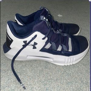 Basketball/volleyball shoes
